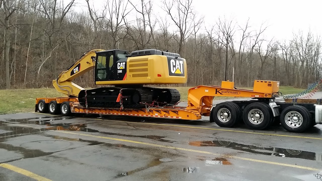 How to Ship an Excavator Safely