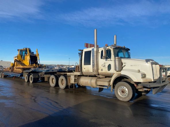 What to Look for In a Heavy Haul Truck Company in Alberta